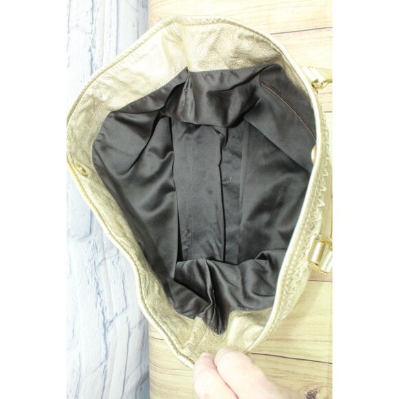 Yves Saint Laurent Metallic Gold Leather Shoulder Tote Bag - Picture 8 of 9